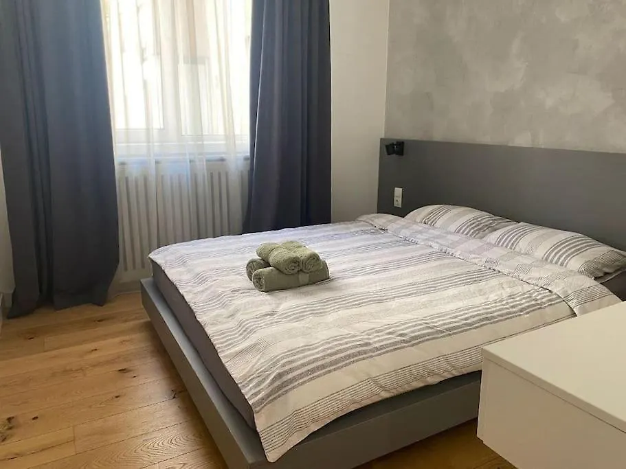 Apartment University - Downtown By Realty Bucharest